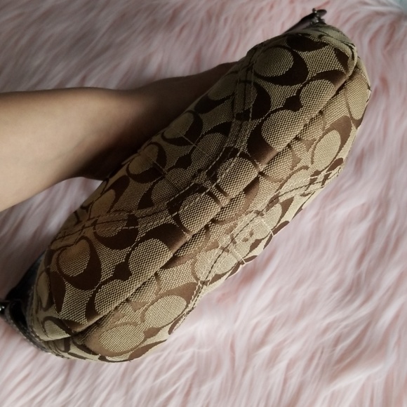 Coach Handbag - Picture 7 of 8